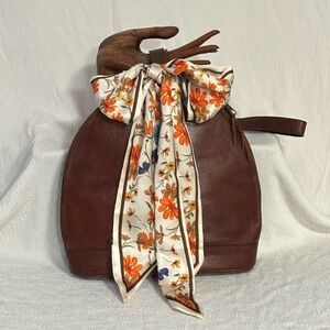 Genesis by Sabina70s/80s Reddish Brown Equestrian Domed Bag With Brass Ring​